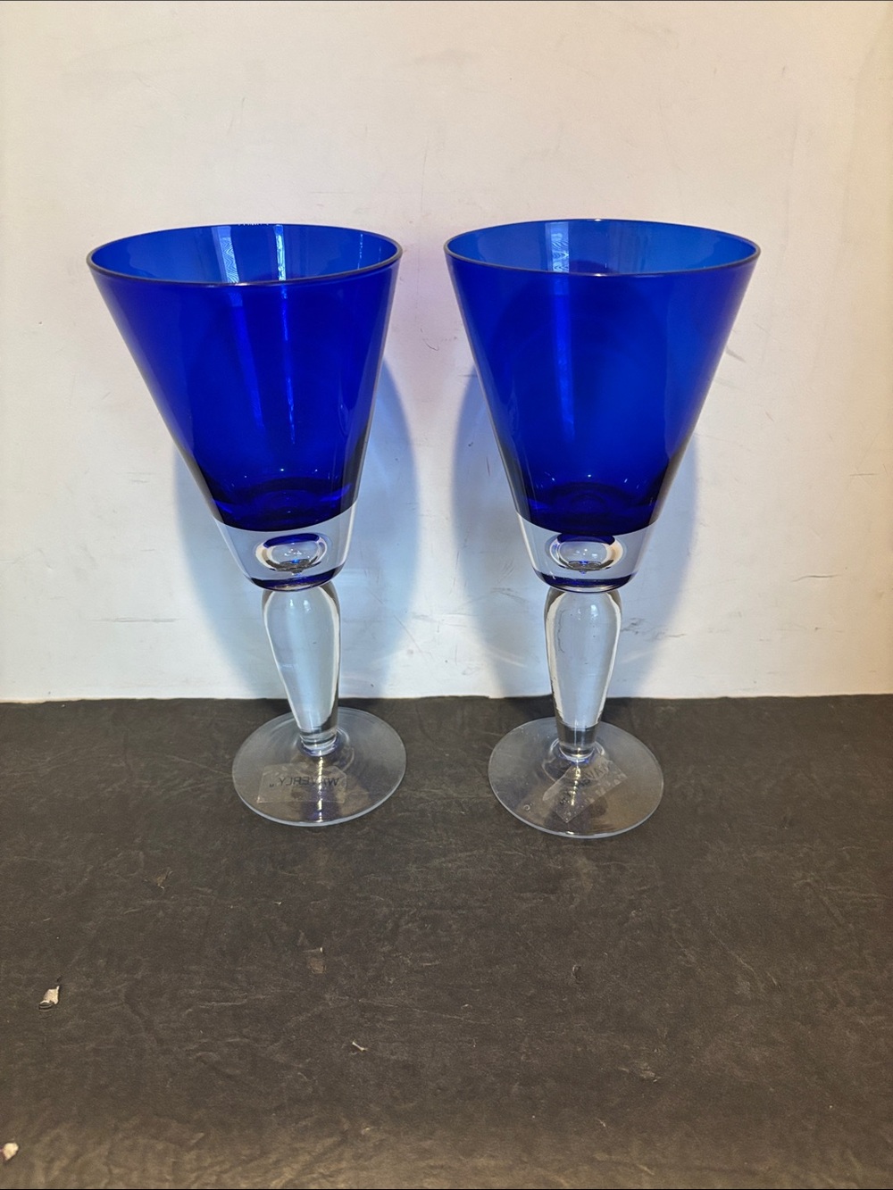 New NWT Waverly Cobalt Blue Stemmed Water Goblet Glasses Set of 2